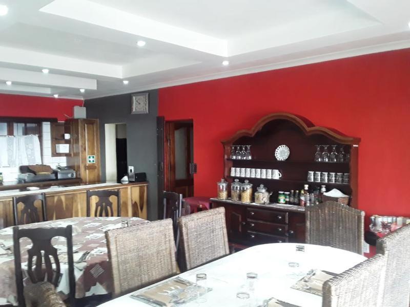 Khaya La Manzi Guest Lodge Hibberdene Dış mekan fotoğraf